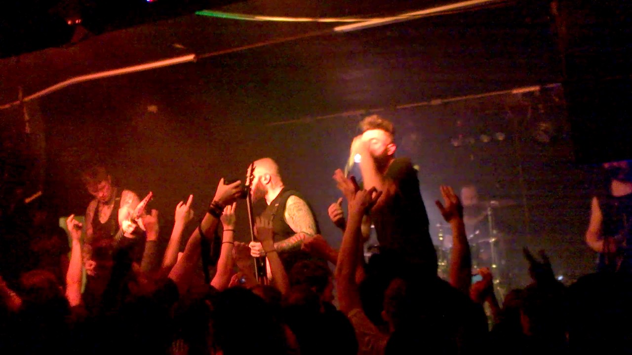 07 Caliban -  Nebel