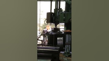 Housing Job Lathe Machine #shorts #archanaengineeringwork #cncmachineoperating #lathemachine #cnc