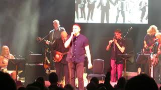 The Pogues and Damien Dempsey perform Body of an American at the NCH Dublin Jan. 15th 2016 chords