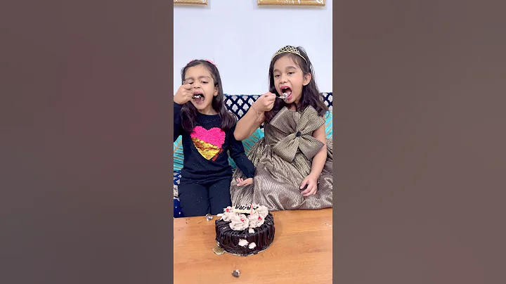 amaira n sara cake kha liya🤣😜 #thegeetagurjar #shorts