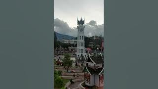 Suasana Jam Gadang di Sore Hari