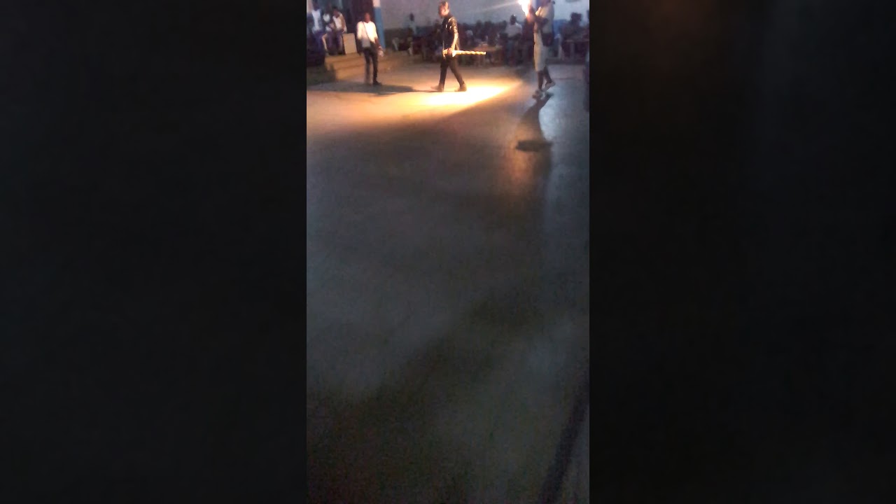 Grand chanteur gorro département de la vavavoua bi zegue haut sanssandra le petit  a chante  le depu