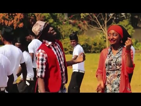 RAHAMA SADAU IN ACTION (Hausa Songs / Hausa Films)