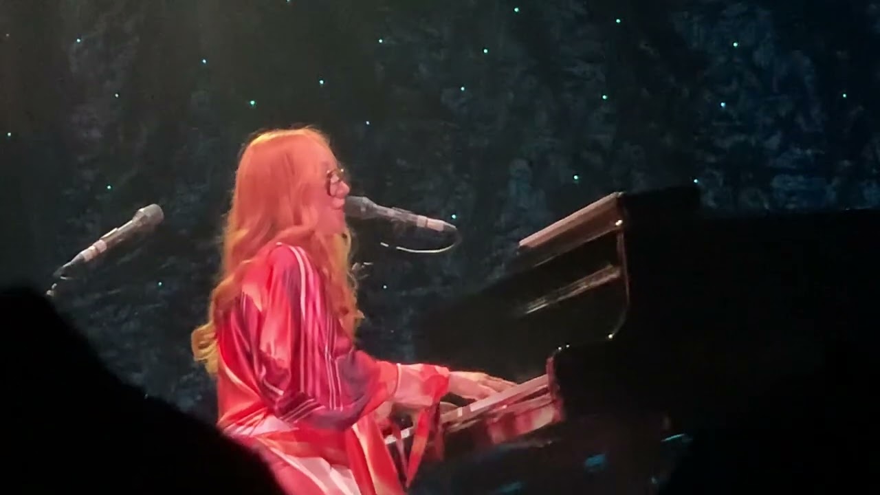 Tori Amos - Crazy & Winter with Improv- Phoenix- 6/12/2022