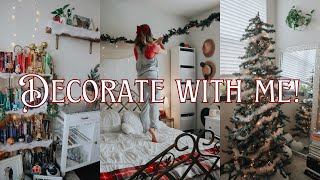 DECORATE WITH ME | Un-decorate for Fall and then transform our apartment for Christmas!