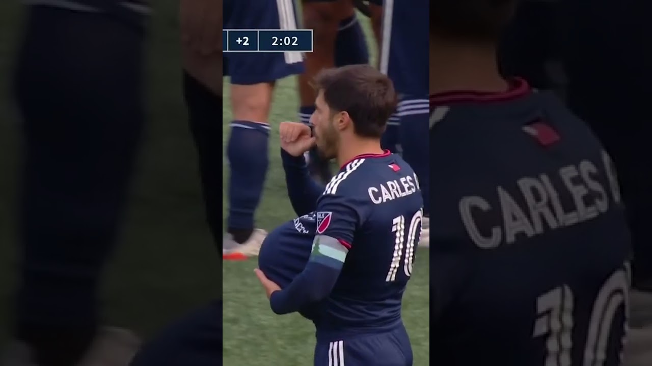 Carles Gil Delivers Baby Announcement in Goal Celebration #Shorts