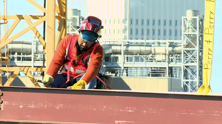 Final beams installed at UTMB's new Jennie Sealy Hospital