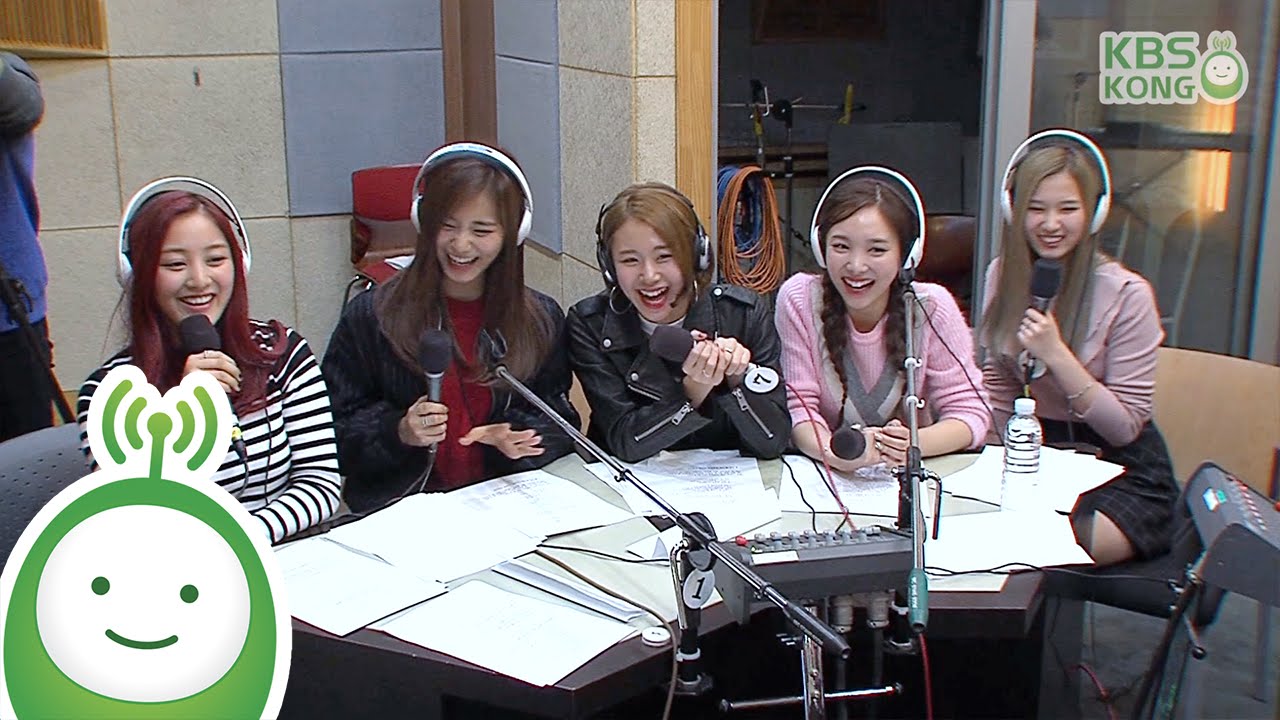 [슈퍼주니어의 키스더라디오] 우아하고 당찬 걸그룹! TWICE 트와이스 Full ver.