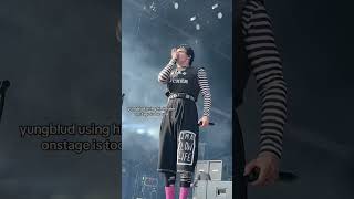 yungblud using his inhaler onstage? yungblud using his inhaler onstage?