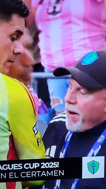 Luis Suarez spits on Seattle Sounders Coach after loss #leaguescup #intermiami #seattlesounders