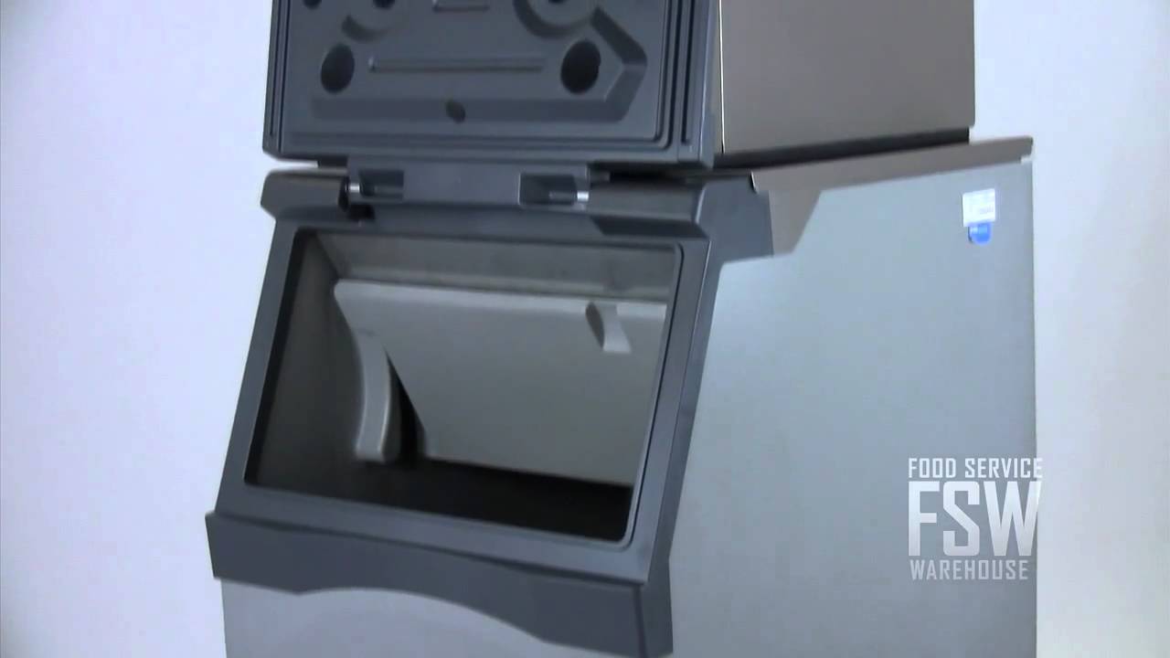 Scotsman (F0522W-1A_B530P_KBT27) Lb Flake Ice Machine with Ice Storage