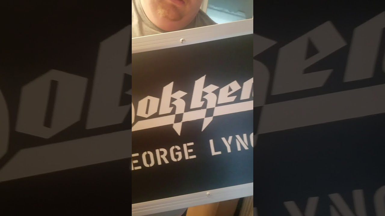 Opening my george lynch bones replica guitar made by christopher woods