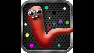 playing slither.io ft.luside dreams