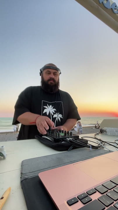#shortsvideo #dj #remix #shortvideo #housemusic #shorts