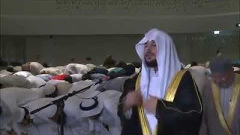 دعاء مؤثر يبكي الشيخ محمد راتب النابلسي والشيخ خالد مشعل والمصلين للقارئ هيثم الدخين