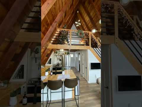 Video: Casa de troncos: características de diseño y recomendaciones para la construcción