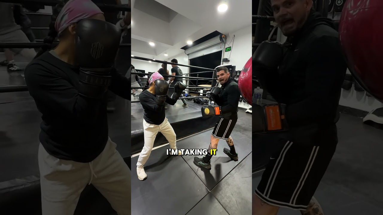 Удар снизу вверх🥊 