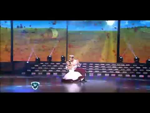 Noelia Pompa brilló en el folclore y Polino deschavó una anécdota hot Showmatch 2014 El Trece