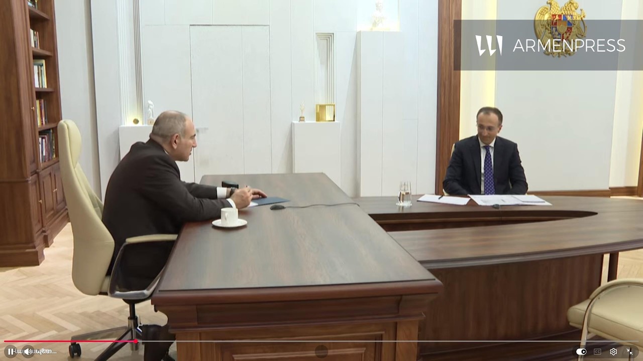 Վարչապետն ԱՍՀ նախարար Արսեն Թորոսյանի հետ քննարկում է թոշակների բարձրացման հարցը