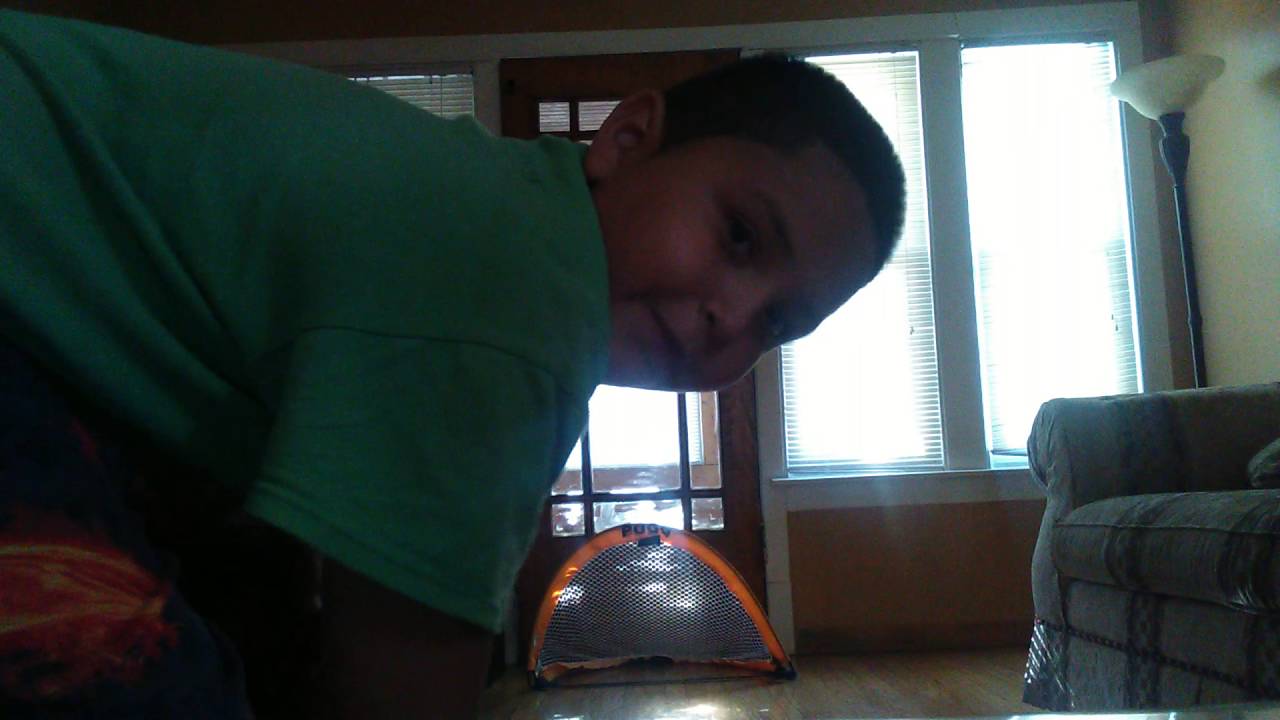 Cross bar challenge w/ mini pugg soccer nets YouTube