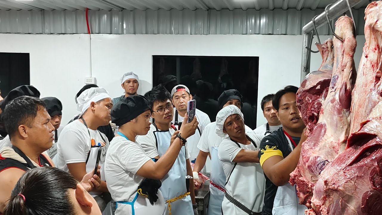 Hind Quarter of Beef step by step primal cuts and deboning by: Sir Dhex #butcher #dailygrind