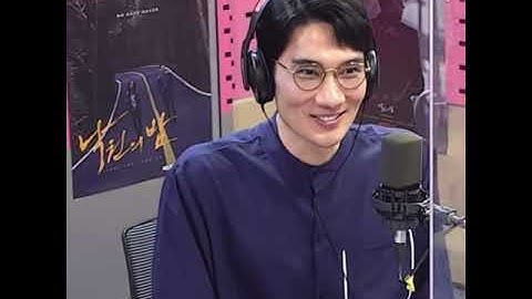 [엄태구] 칭찬듣고 어쩔줄 몰라하는 엄태구 (귀여움주의..)