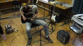 Наши занятия #9. Сергей играет соло из Stairway to heaven. Наши занятия #9. Сергей играет соло из Stairway to heaven.
