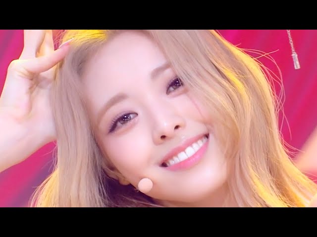 SNEAKERS - ITZY イッチ@Music Bank 220715 - YouTube