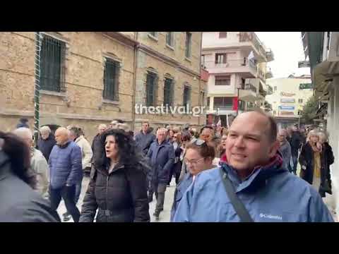 Πορεία στα Τρίκαλα για την τραγωδία στο εργοστάσιο Βιολάντα 