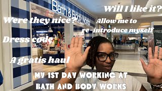 Let's talk boo My 1st day working seasonal at Bath & Body Works plus a lil about me for my new boos