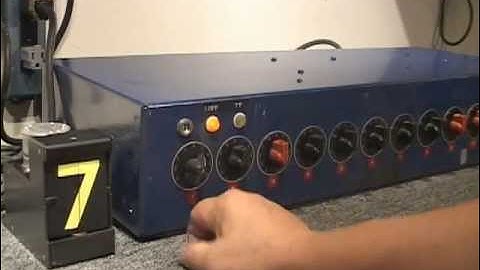 Solari display demonstration with controller