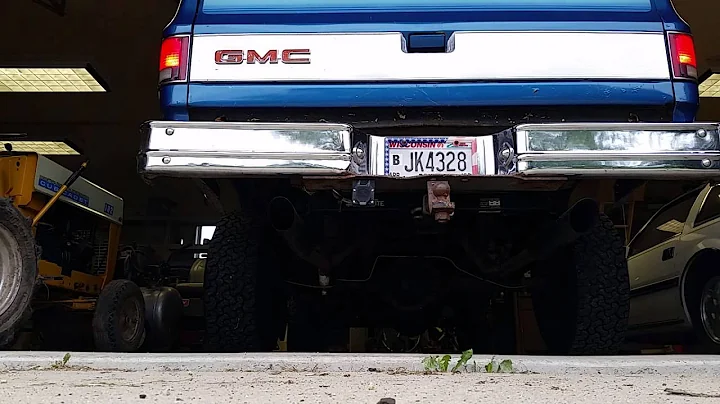 1978 GMC K15 Sierra Classic cold start and back out
