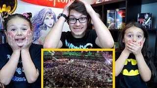 1000 People Play Nirvana Reaction!!!