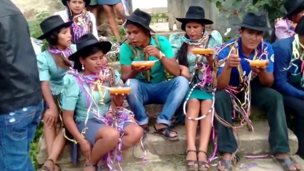 CARNAVAL GRANDE EN EL MUNICIPIO DE ZUDAÑEZ. FULL HD.