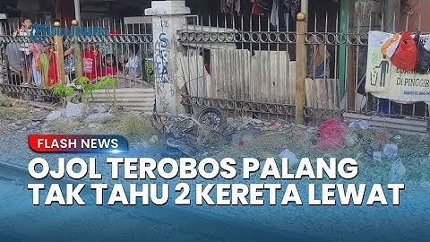 Tak Tahu Ada Dua Kereta Lewat, Pengemudi Ojol Tertabrak Commuter Line di Jakbar
