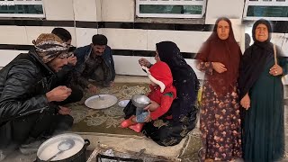 Download Lagu **Feeding Sheep \u0026 Cooking Local Delicacies on a Snowy Day**🌨❄️ MP3