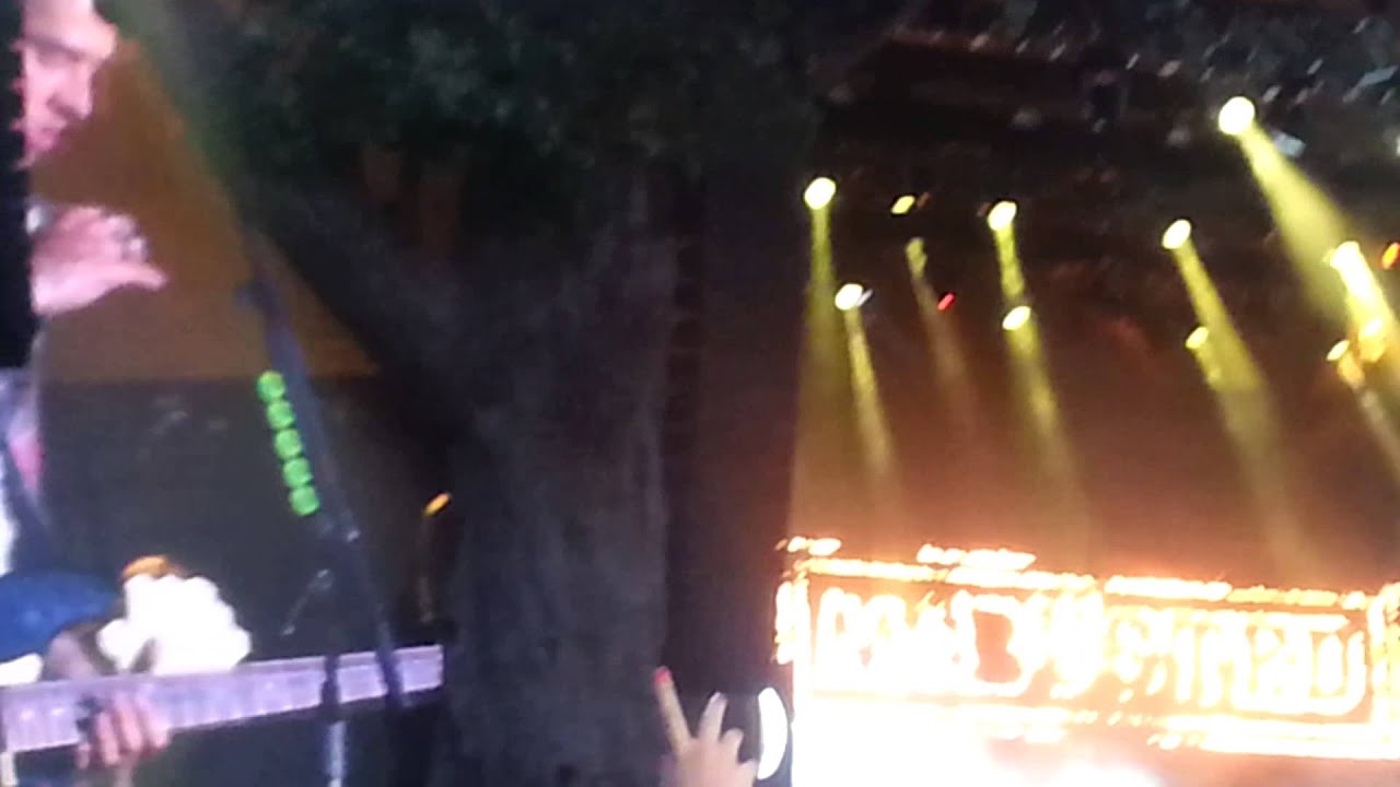 Shine a light - Mcbusted ~ british summer time