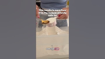 Are you using measuring cups WRONG? | Measuring flour the right way ✅