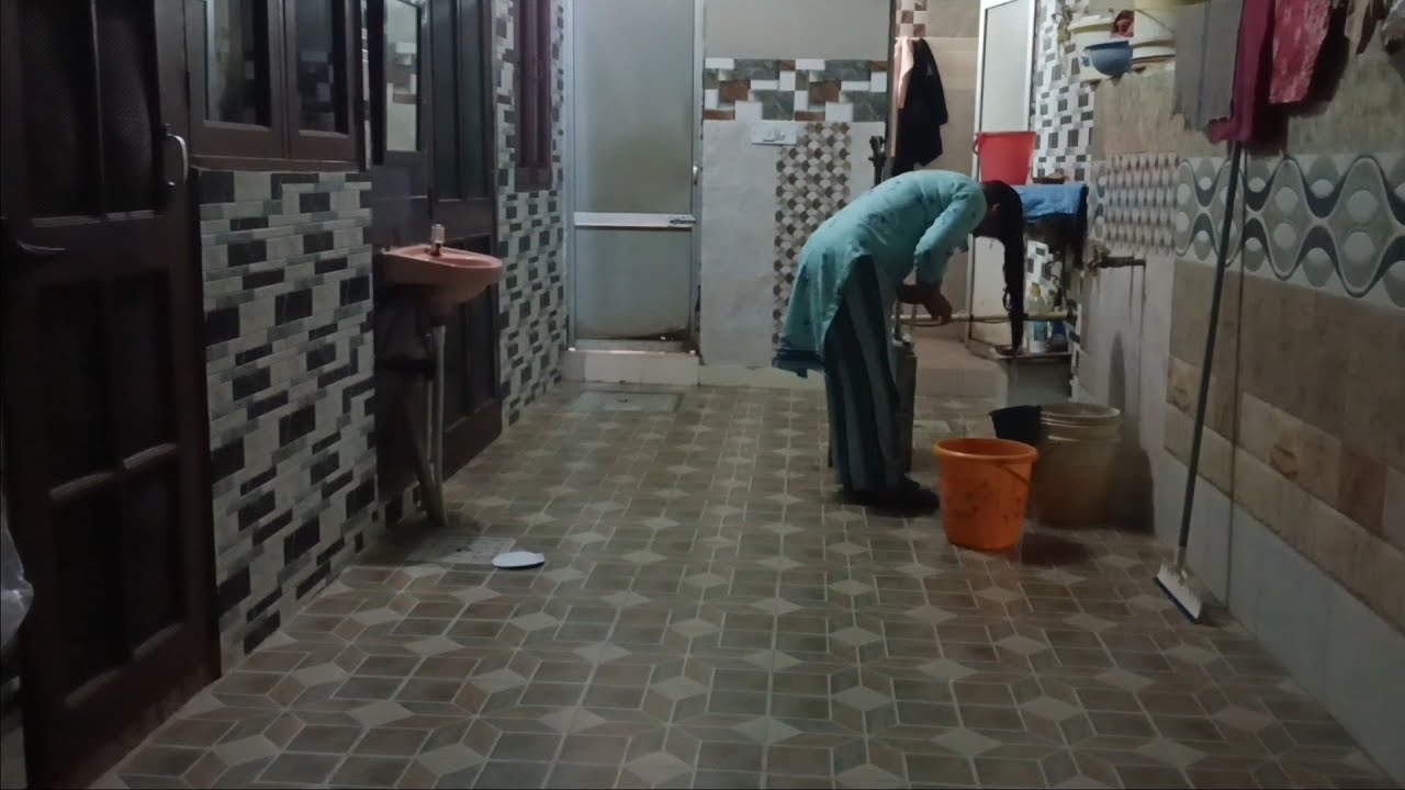 कड़कड़ाती ठंड में भी गर्मी आ जाती है🌺जब सुबह में ऐसे करती हूँ घर के कामों की शुरुआत😓#morningroutine