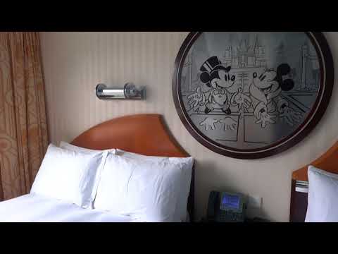 Disney's Hollywood Hotel ****  Hong Kong Disneyland Room 5712 (HotelRooms)