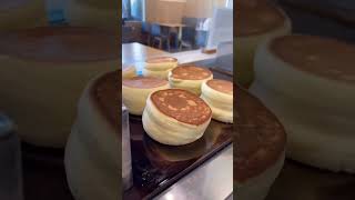 Fluffy pancakes ❤️? youtubeshorts streetfood foodie food shorts video pancake