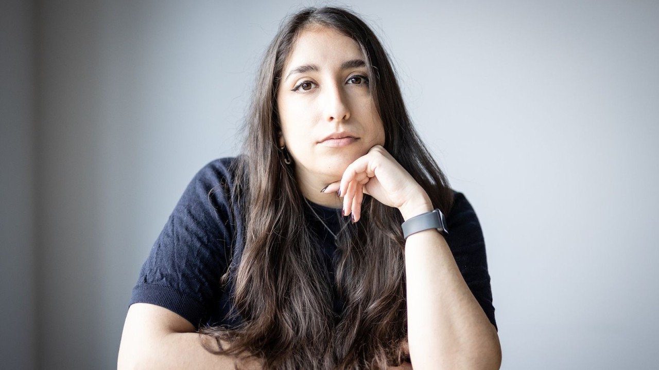 Iránka Nasi zo Slovenska: Zúfalstvo je také veľké, že ľudia tancujú, aj keď im bombardujú domy