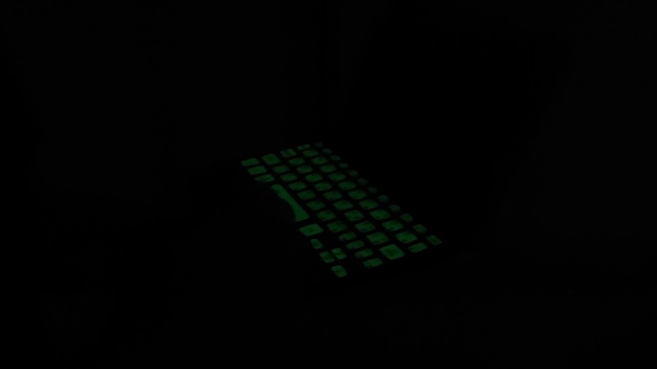 Japanese fluorescent keyboard sticker show--GPD P2 Max