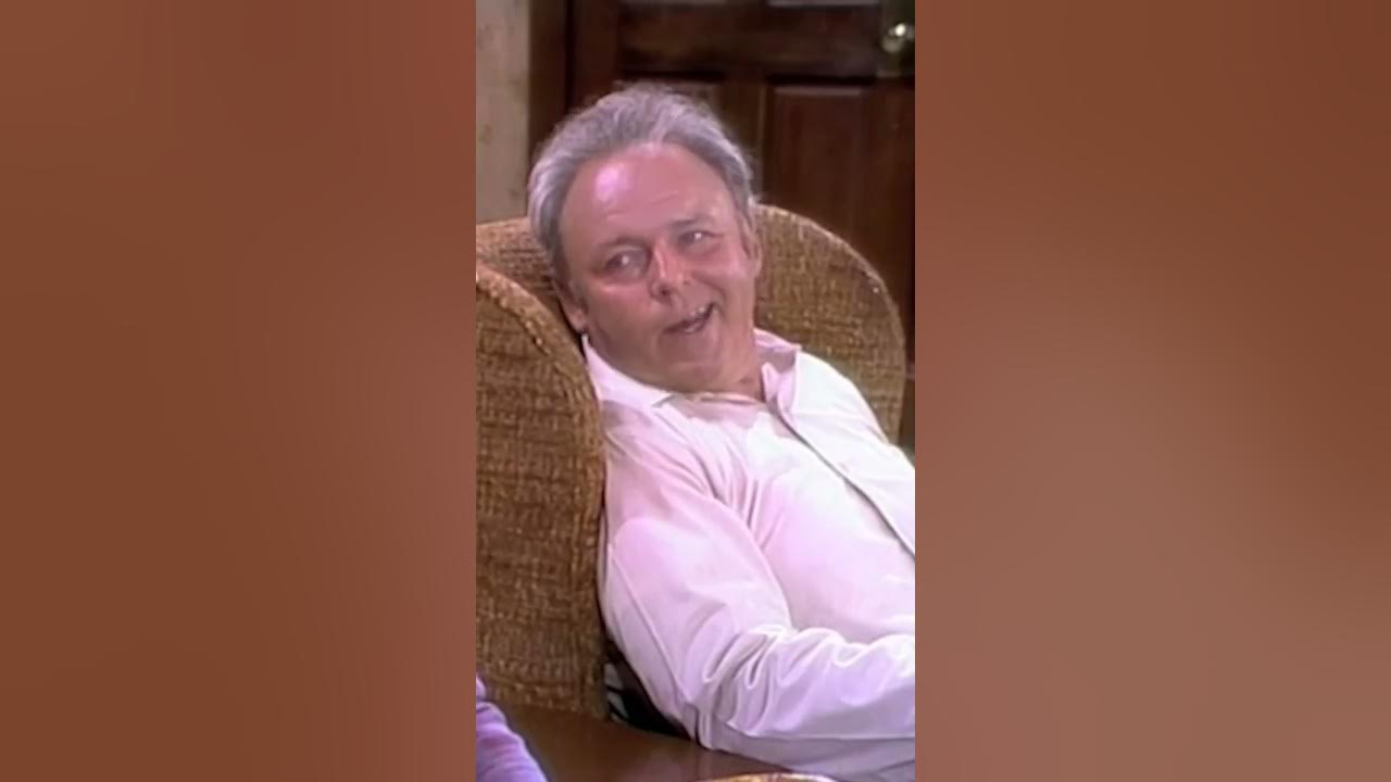 #SHORT Rewatch the beginning of the most iconic rivalry ever 💥 #normanlear #allinthefamily #70s