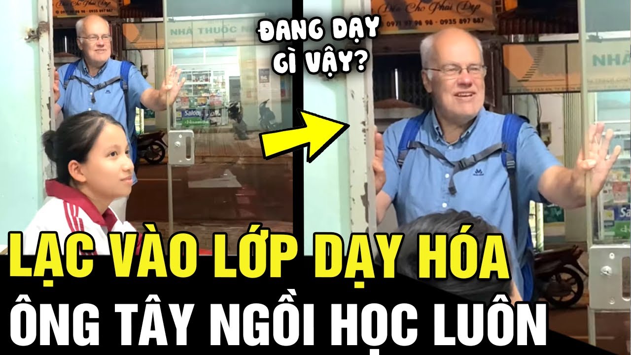 Thầy lỡ miệng rủ ông Tây vào lớp học, cái kết đành phải dạy SONG NGỮ bất đắc dĩ | Tin nhanh 24h