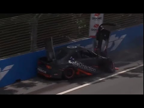 Aussie Racing Cars 2024 | Gold Coast Race 3 | Mann Crash - YouTube