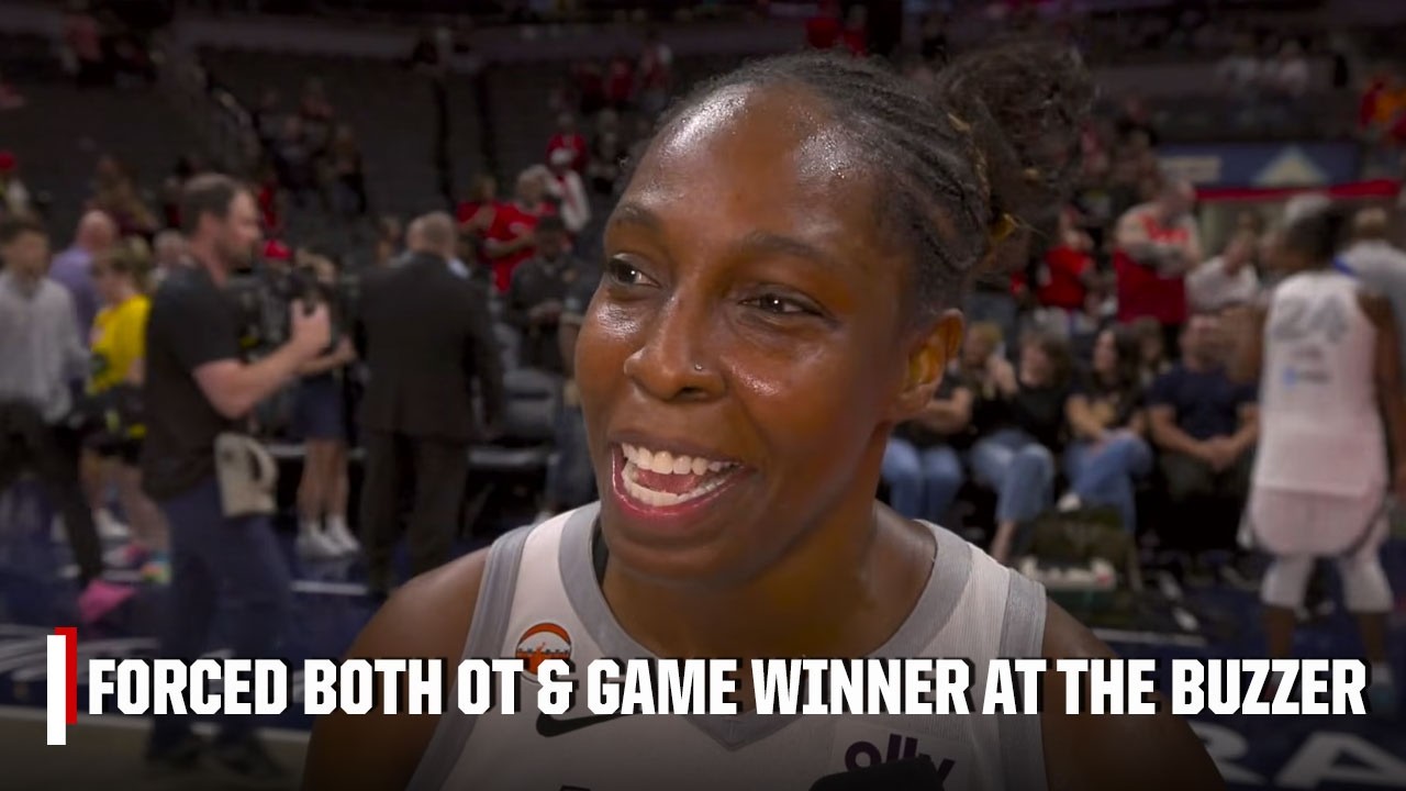 Chelsea Gray reacts to sinking CLUTCH buzzer beaters in regulation AND overtime ๐คฉ | WNBA on ESPN