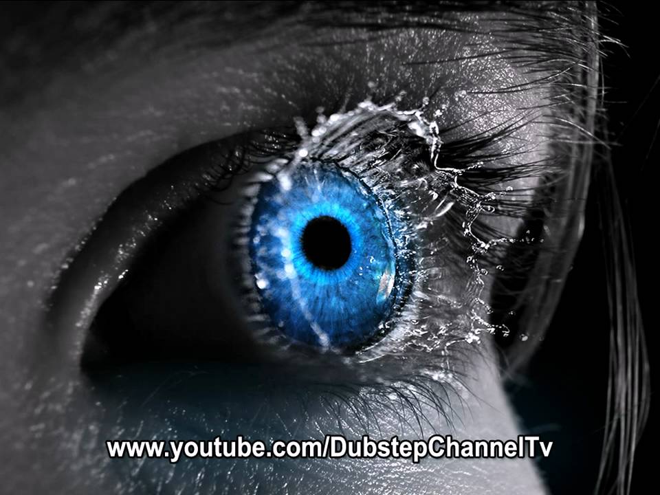 Flux Pavilion - Hold Me Close [HD]