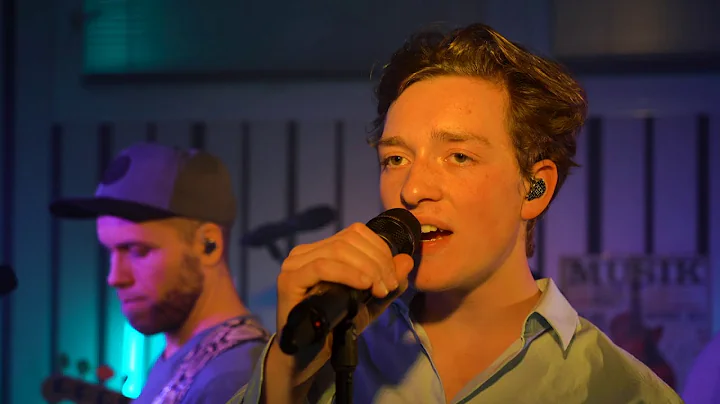 33  -  Something Different (Acoustic)  [LIVE]