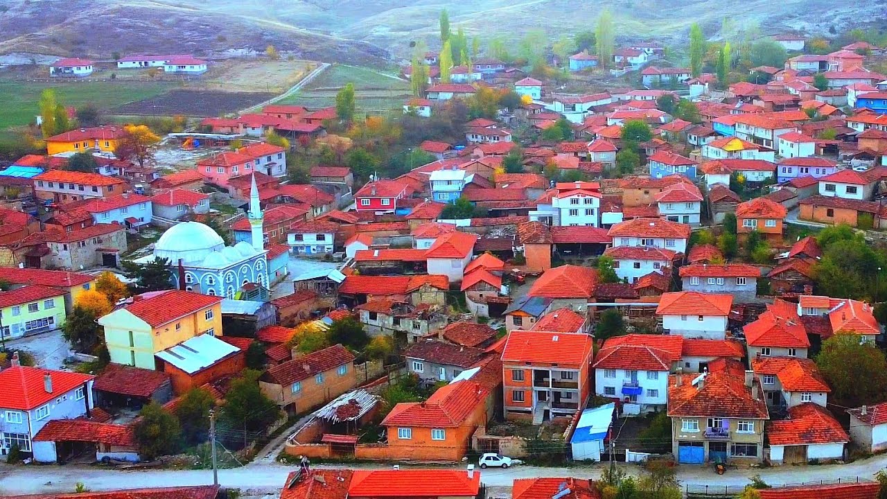 Kütahya merkez Eskiyüreğil köyü (4K HDR)